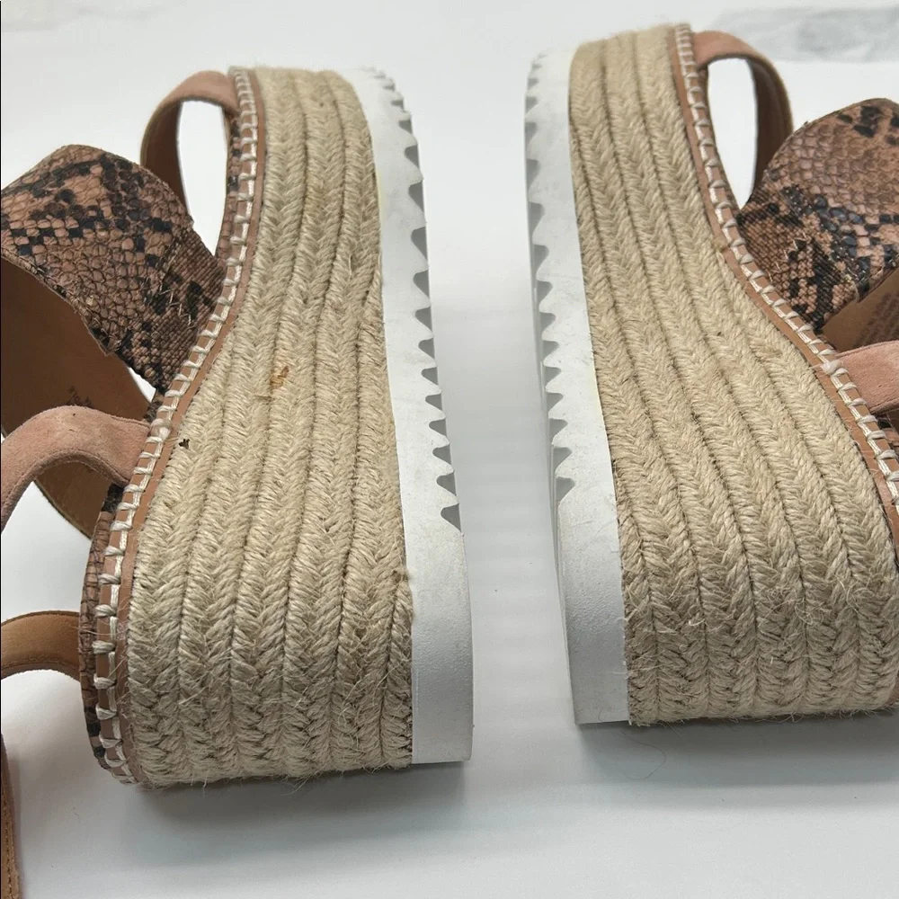 Crown Vintage Tan and Brown Snake Print Sandals